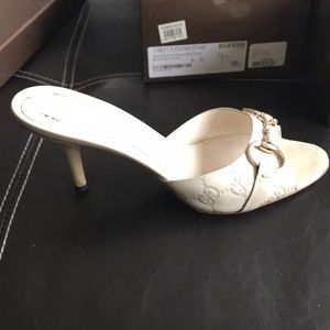 Gucci shoes Sz 8  white authentic w/ original box